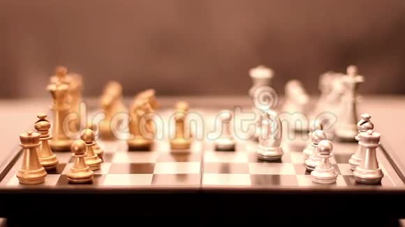 下棋视频的预览图