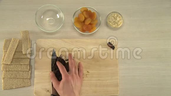 切梅和干杏视频的预览图