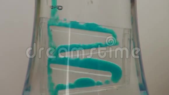 化学反应视频的预览图