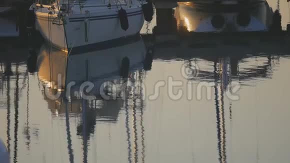 码头游艇的静态景观视频的预览图