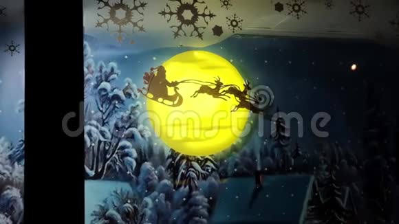 圣诞老人与鹿的电子发光飞行雪橇视频的预览图
