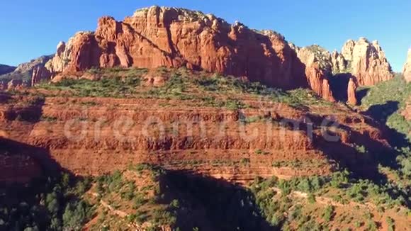 亚利桑那州的红岩景观视频的预览图