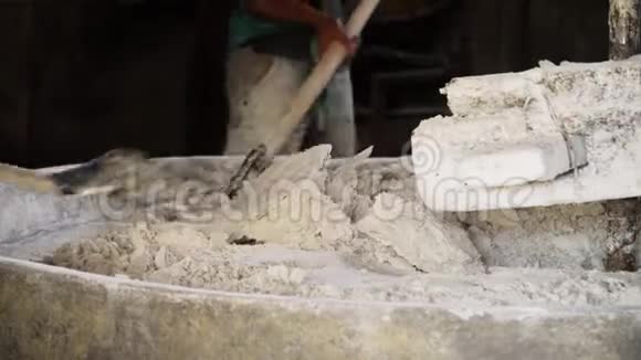 面条工厂在班图尔日惹印度尼西亚视频的预览图