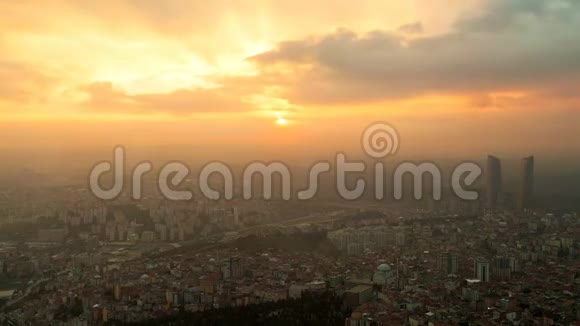 伊斯坦布尔土耳其城市景观时间流逝日落视频的预览图
