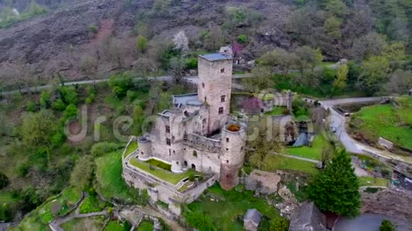 Belcastel法国南部阿维隆省的城堡和村庄1视频的预览图