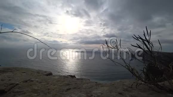 美丽的海滨景色视频的预览图