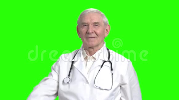 老医生推荐你吃药视频的预览图