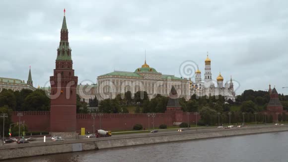 莫斯科克里姆林宫的城墙和克里姆林宫视频的预览图