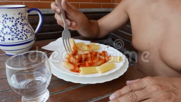 暑假意大利饮食视频的预览图