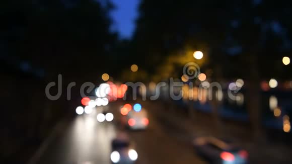 夜城街头彩灯bokeh背景视频的预览图