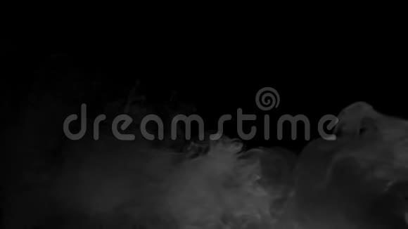 黑色背景下的烟雾背景或你的视频覆盖视频的预览图