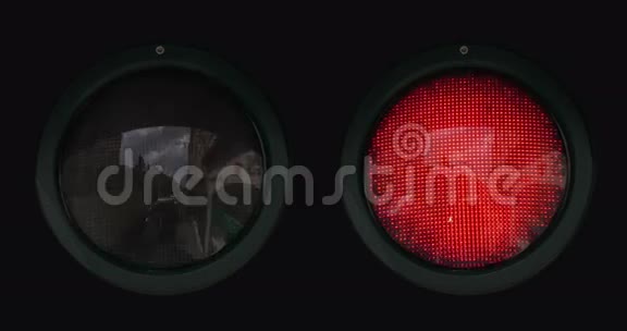 诺曼底的红绿灯视频的预览图