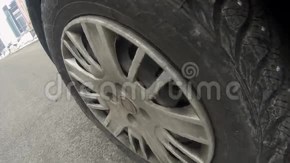 汽车车轮轮胎胎面视图视频的预览图