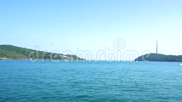 PhuQuoc岛上的缆车景色优美视频的预览图