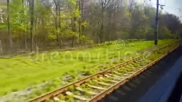 高速铁路视频的预览图