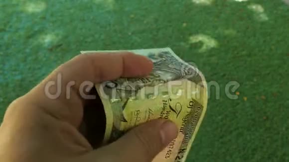 手工认证钞票视频的预览图