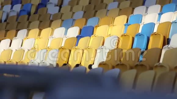 体育场特写镜头的座位视频的预览图