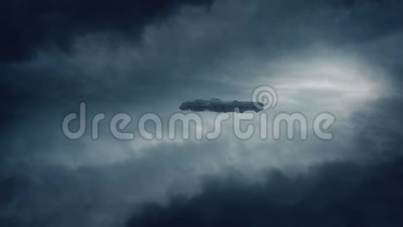 宇宙飞船在云中飞行视频的预览图