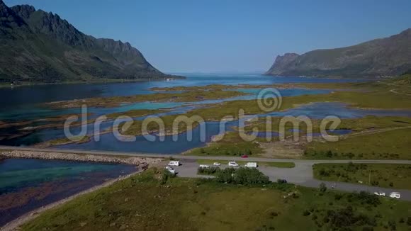 飞越岛屿和海峡视频的预览图