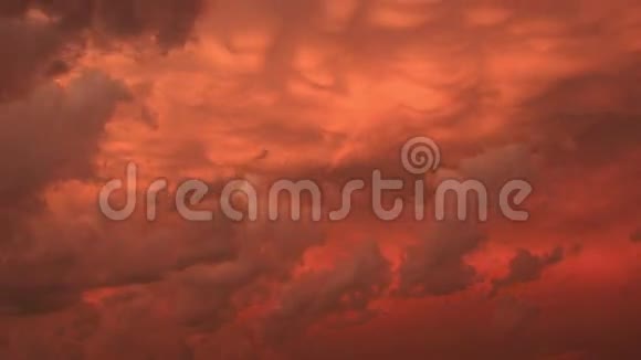 美丽的云1视频的预览图