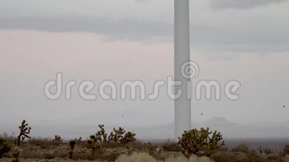 一段关于单风车的视频视频的预览图