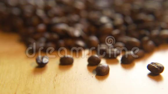 一堆咖啡豆视频的预览图