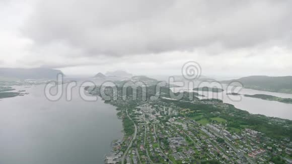 挪威城市A勒松德视频的预览图