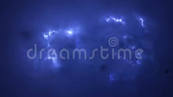 天空下的蓝色闪电视频的预览图