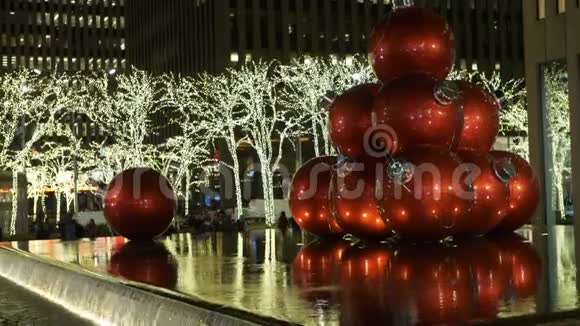 纽约街头美妙的圣诞装饰视频的预览图