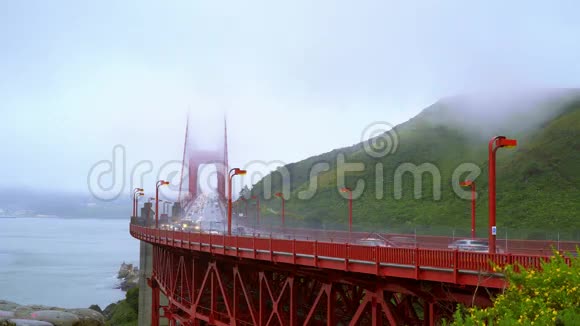 金门大桥旧金山雾天旧金山加利福尼亚2017年4月18日视频的预览图