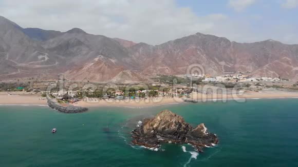 阿拉伯联合酋长国的Fujairah沙滩视频的预览图