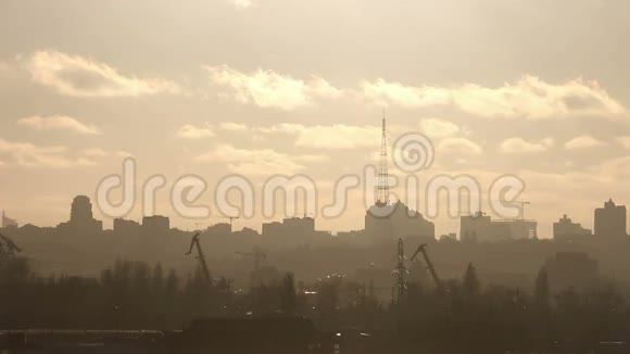 基辅的夜景视频的预览图