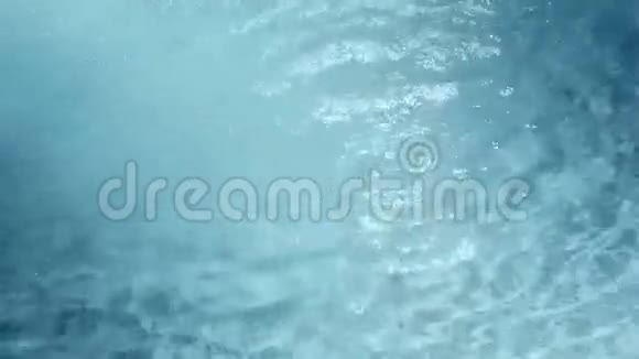 新鲜格利斯水库水视频的预览图