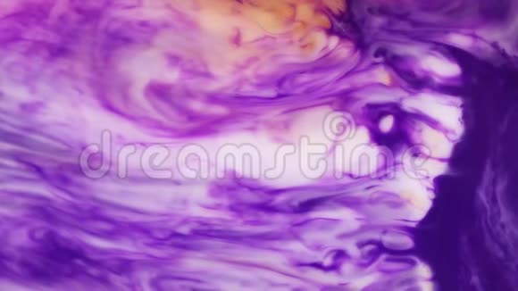 流体艺术慢动作抽象丙烯酸纹理艺术品流体绘画效果背景丙烯酸抽象表面视频的预览图