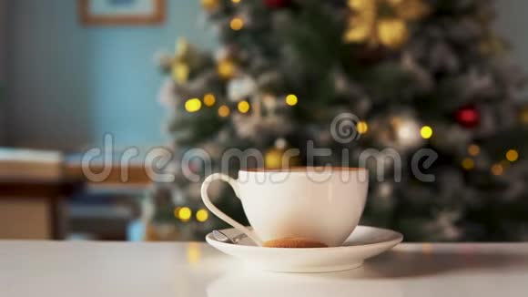 咖啡新年圣诞树视频的预览图