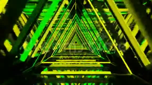 带有绿色和黄色霓虹灯三角形的抽象背景无缝循环三维动画视频4k视频的预览图