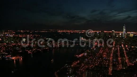 夜间扫视纽约视频的预览图