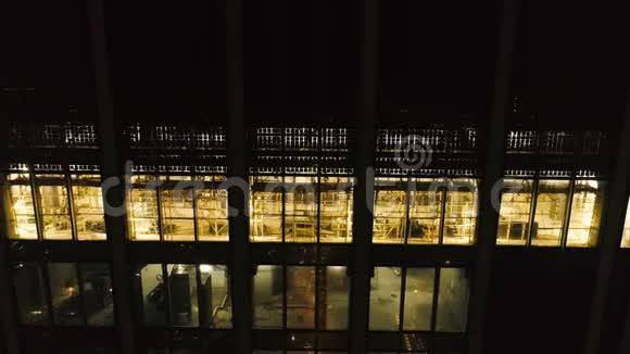 香港摩天大楼夜景库存中央商务大厦的美丽景色视频的预览图