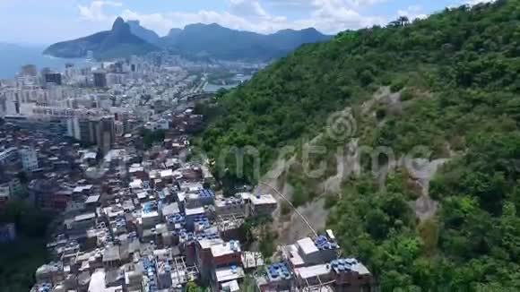 里约热内卢的贫困地区什维列夫视频的预览图