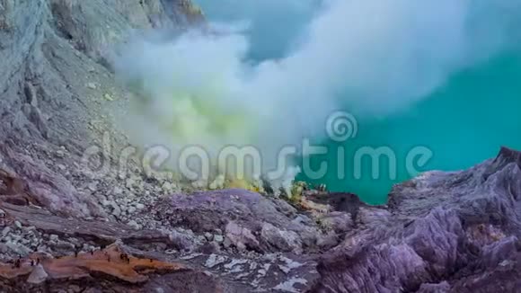 KawahIjen火山口地标印度尼西亚自然旅游地4K时间流逝视频的预览图