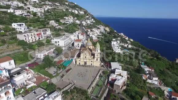 空中观景拉齐奥地区的MarinadiMinturno村意大利4K视频的预览图