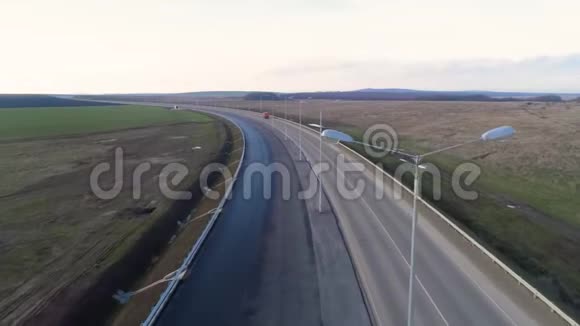 新公路是克里米亚桥的入口视频的预览图
