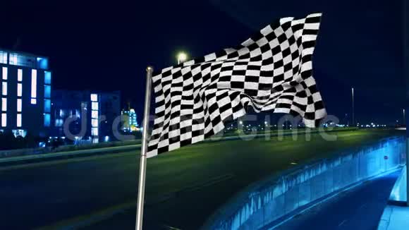 高速公路上的赛车旗视频的预览图