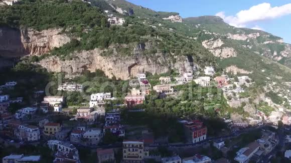 空中观景拉齐奥地区的MarinadiMinturno村意大利4K视频的预览图