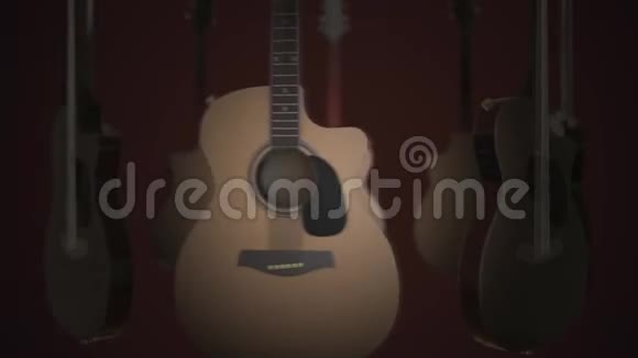 飞行吉他经典民间吟游诗人摇滚乐器红色背景上的现实三维动画吉他动画视频的预览图