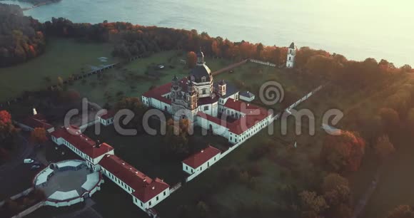 Pazaislis修道院和教堂无人驾驶飞机鸟瞰图视频的预览图