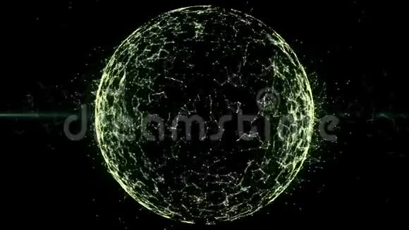 抽象的移动点线和三角形在黑色空间背景上的绿色旋转球体中是有机的概念视频的预览图