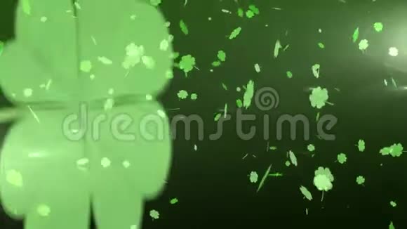 动画多个浮动绿色三叶草视频的预览图