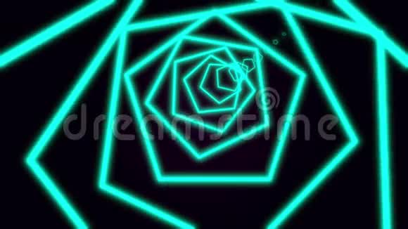 计算机生成的抽象霓虹灯五边形隧道在黑色背景上以绿色移动彩色线条视频的预览图