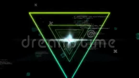 多个发光绿色三角形移动动画视频的预览图